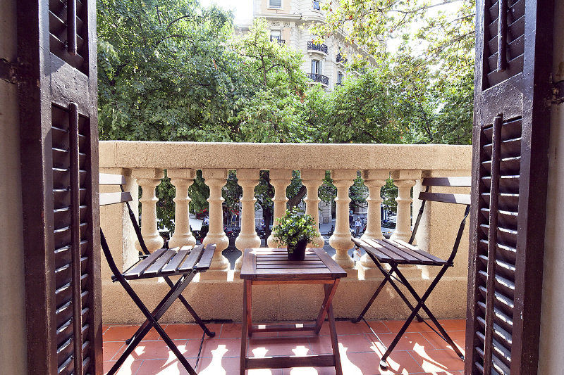 Aspasios Rambla Catalunya Suites Barcelona Exterior foto